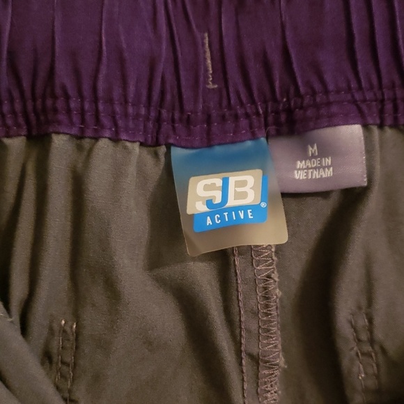 SB Active Shirt and Cargo Capri - Picture 6 of 6